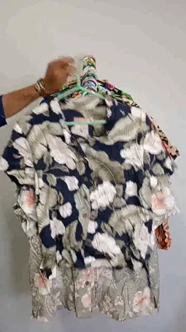 HAWAIAN WOMENS BLOUSES - 30 PCS